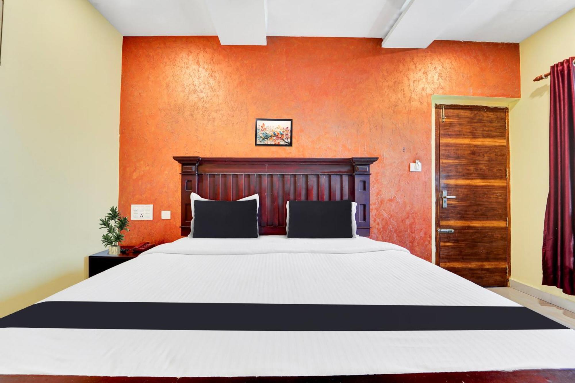 Super Townhouse Ernakulam North Hotel Kochi Luaran gambar